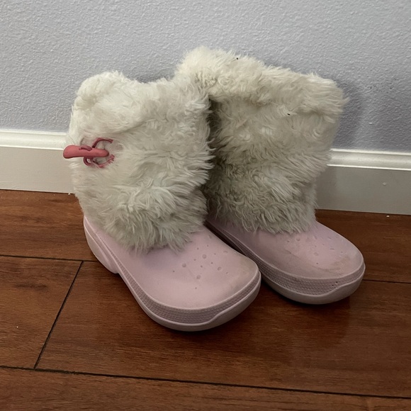 Girls crocs pink fur boots rain snow - Picture 1 of 5